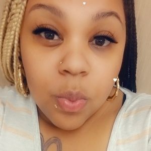 Meet your Posher, Ternisha